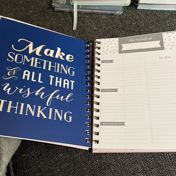 Set of 3 journals and yearly planner. (New) - Picture 5 of 10